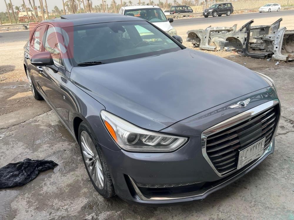 جنسس G90
